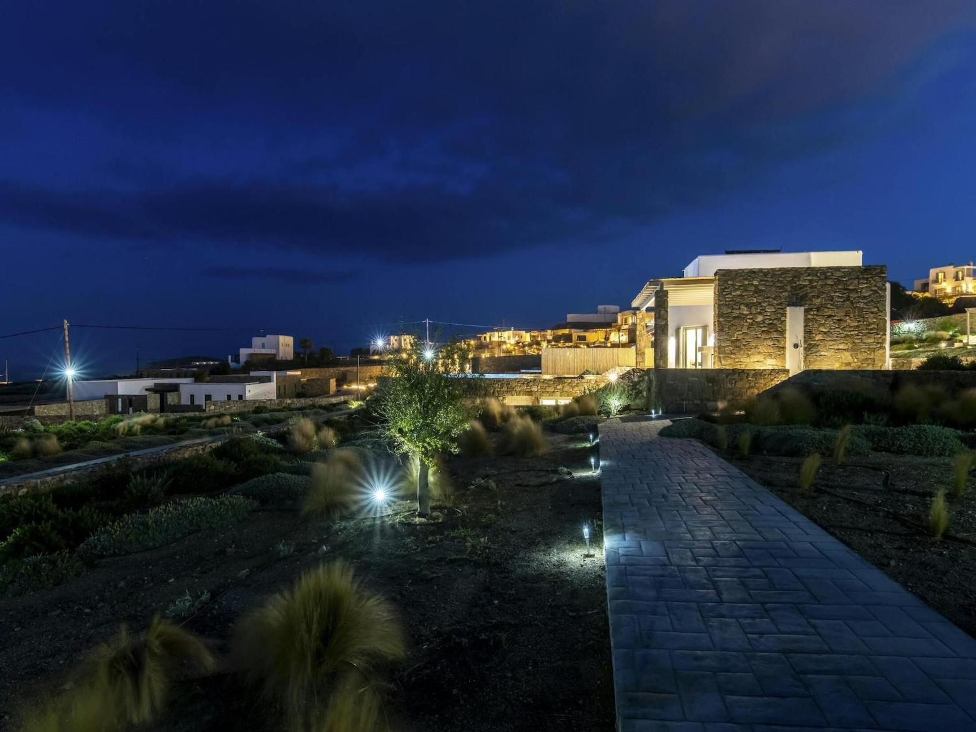 Holiday home Pristine With Swimming Pool